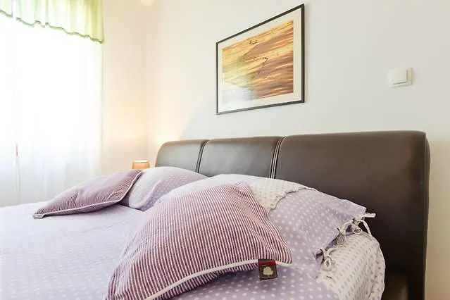 Apartment Varga Ζαντάρ 0*,  Κροατία