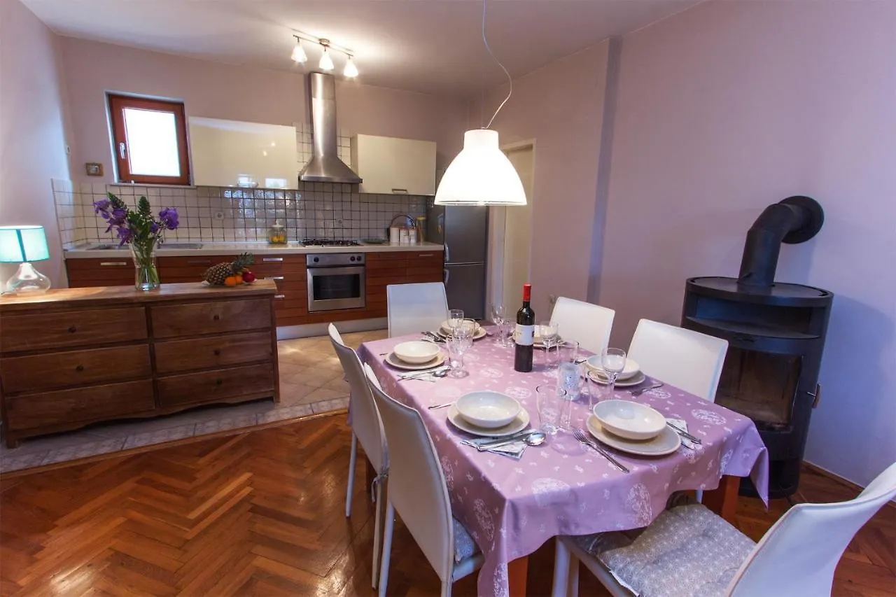 Apartment Varga Ζαντάρ 0*,  Κροατία